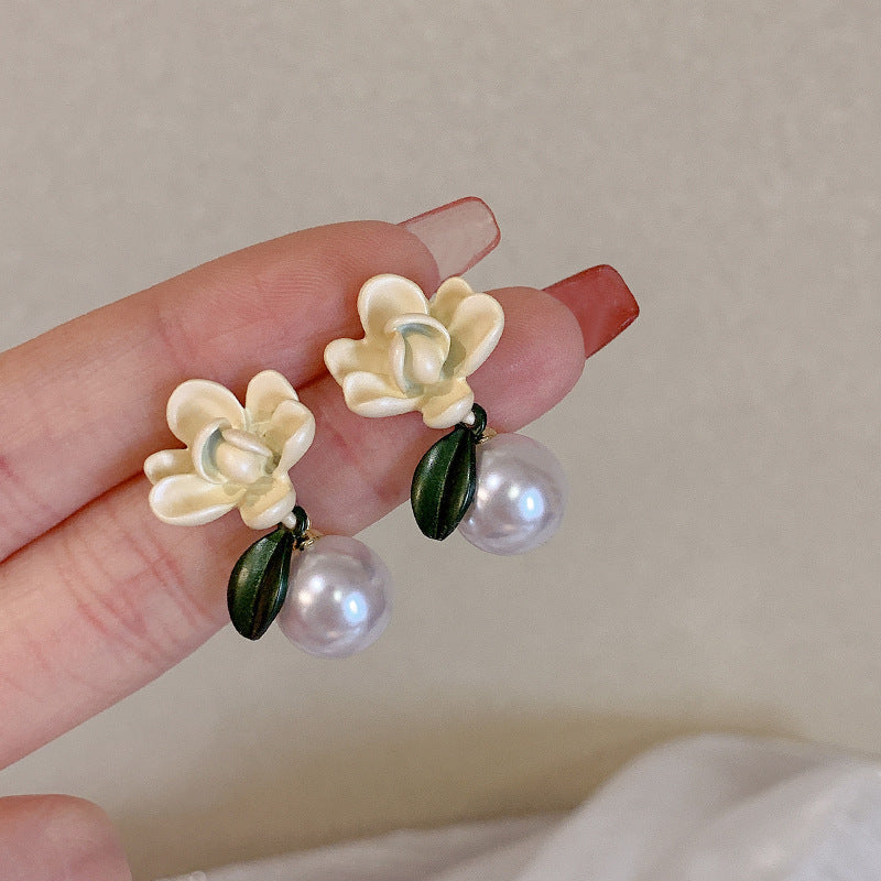 Vintage Handmade Pearl Earring