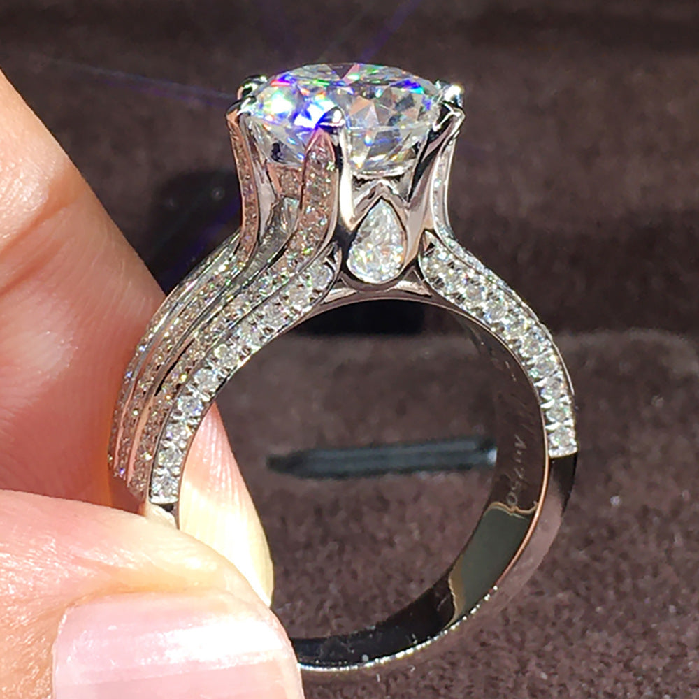 Beautiful Ring with Unique Style