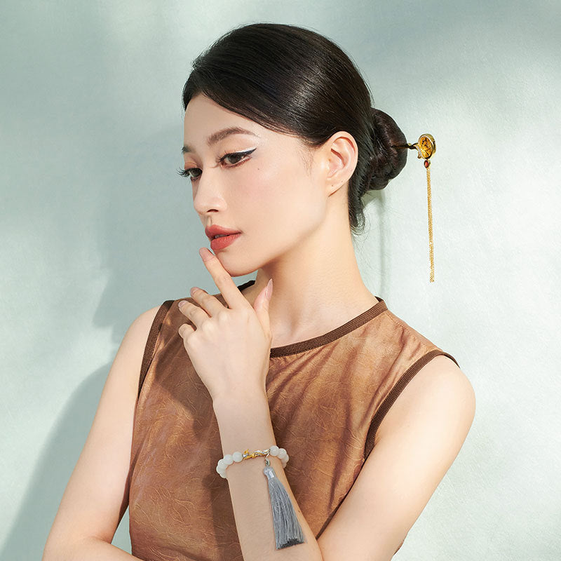 Elegant Silver Piece for Every Occasion