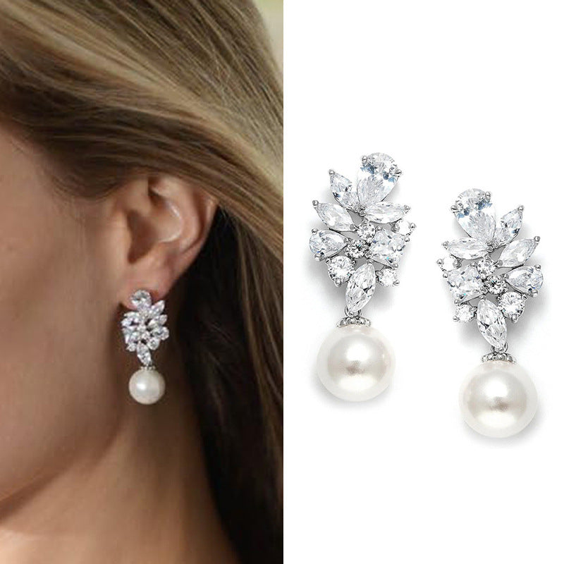 Beautiful Pearl Earring with Unique Style