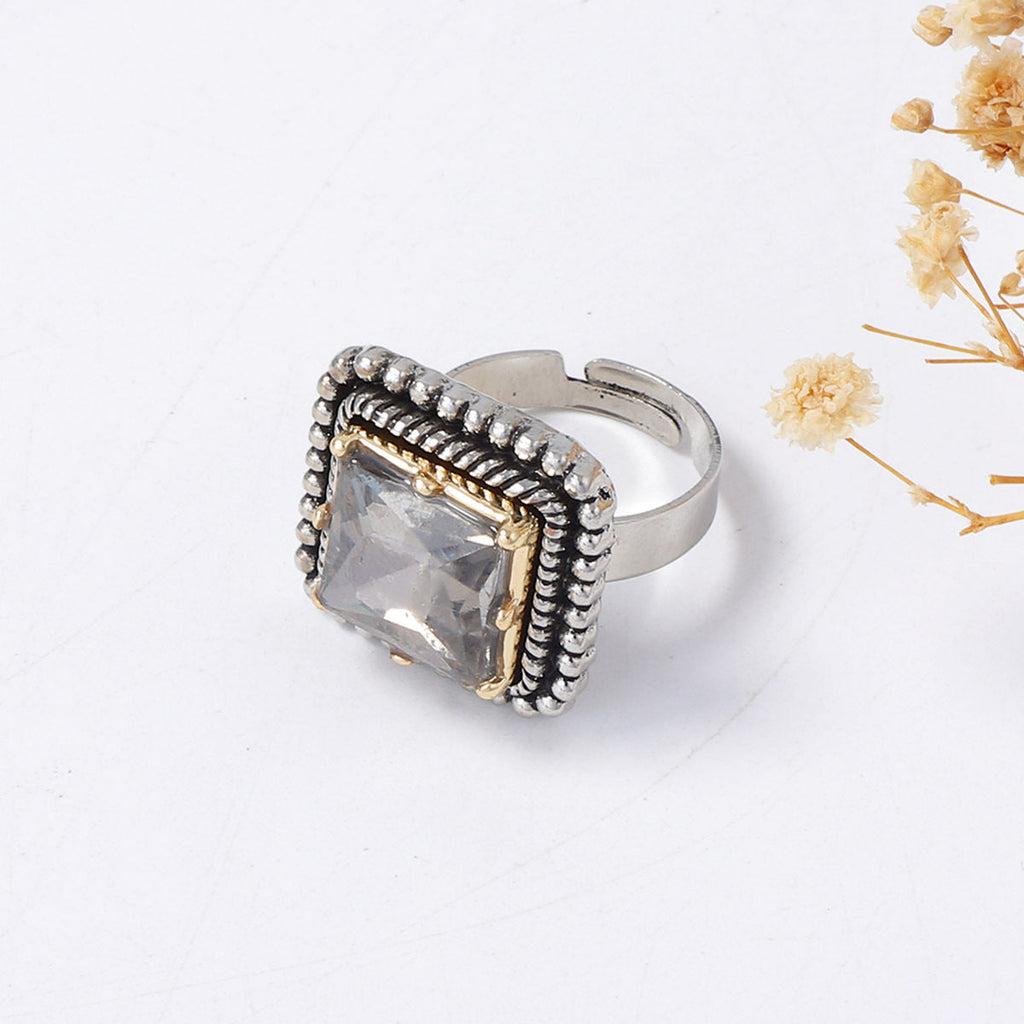 Charming Piece for Any Occasion