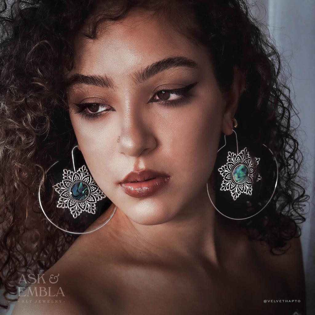 Stunning Earring for Daily Wear