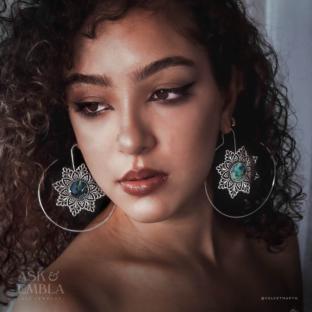 Stunning Earring for Daily Wear
