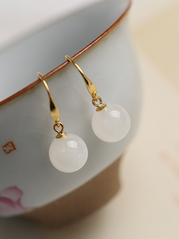 Romantic Silver Earring for Special Moments