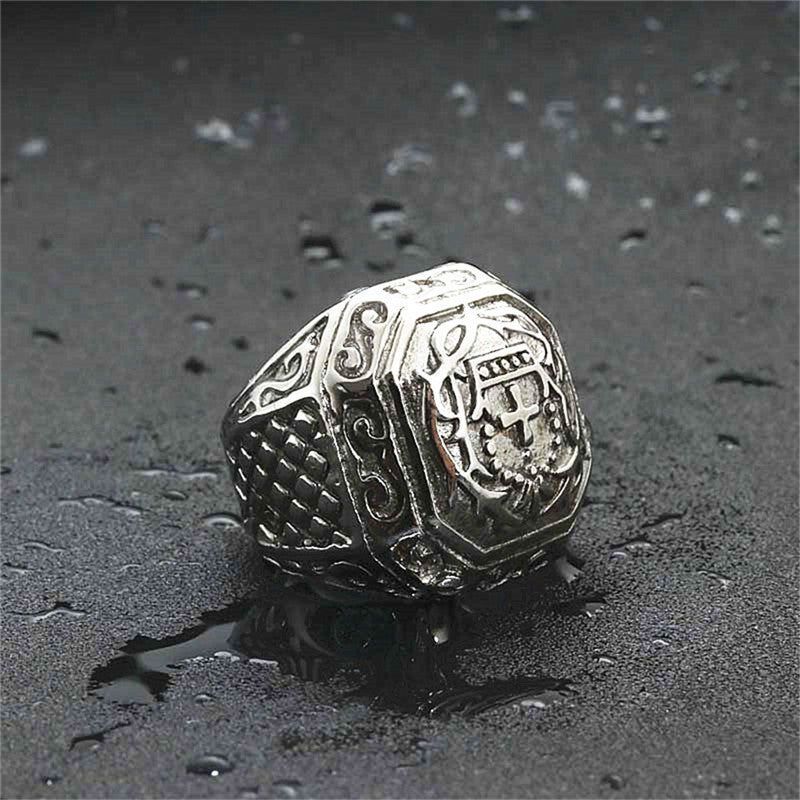 Beautiful Ring with Unique Style