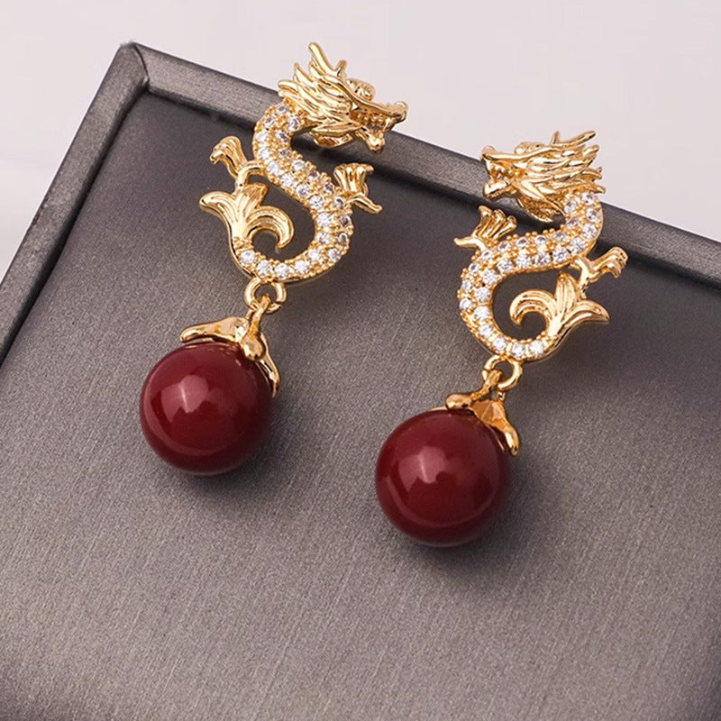 Elegant Gold Earring for Every Occasion