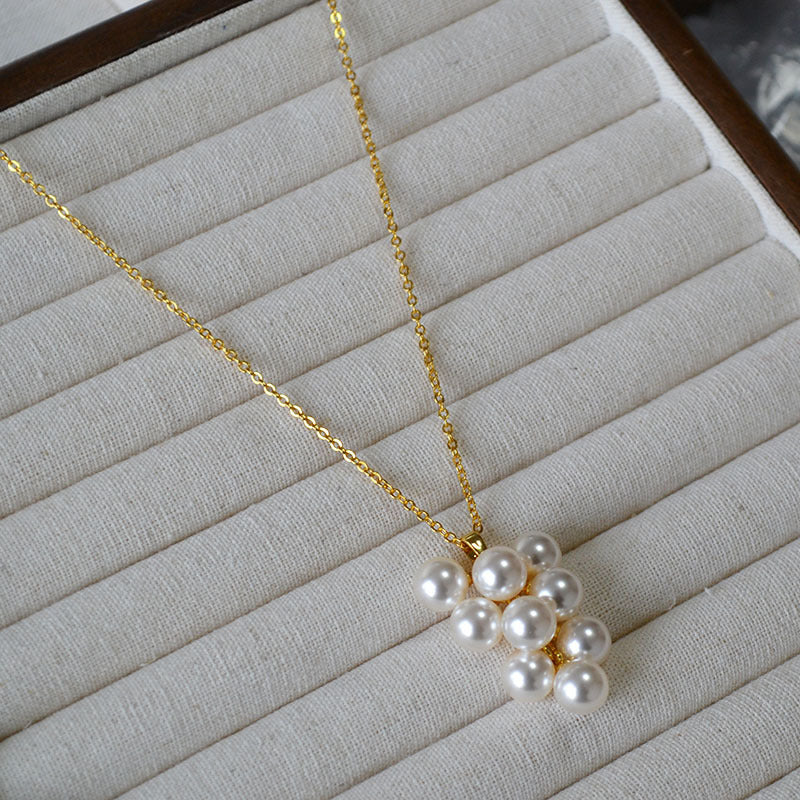 Stunning Pearl Necklace for Daily Wear