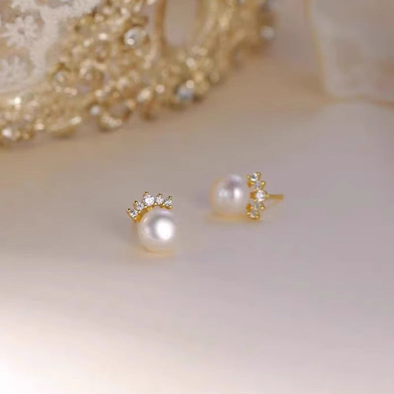 Stunning Pearl Earring for Daily Wear