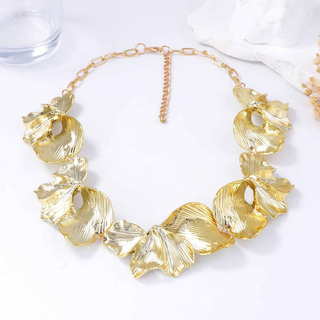 Romantic Necklace for Special Moments