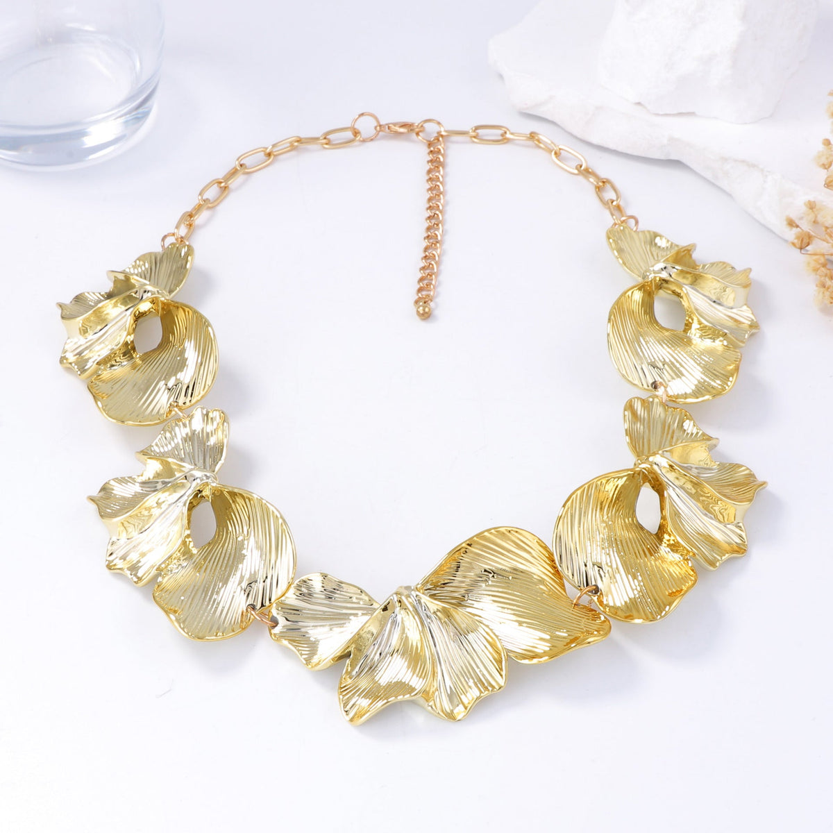 Romantic Necklace for Special Moments