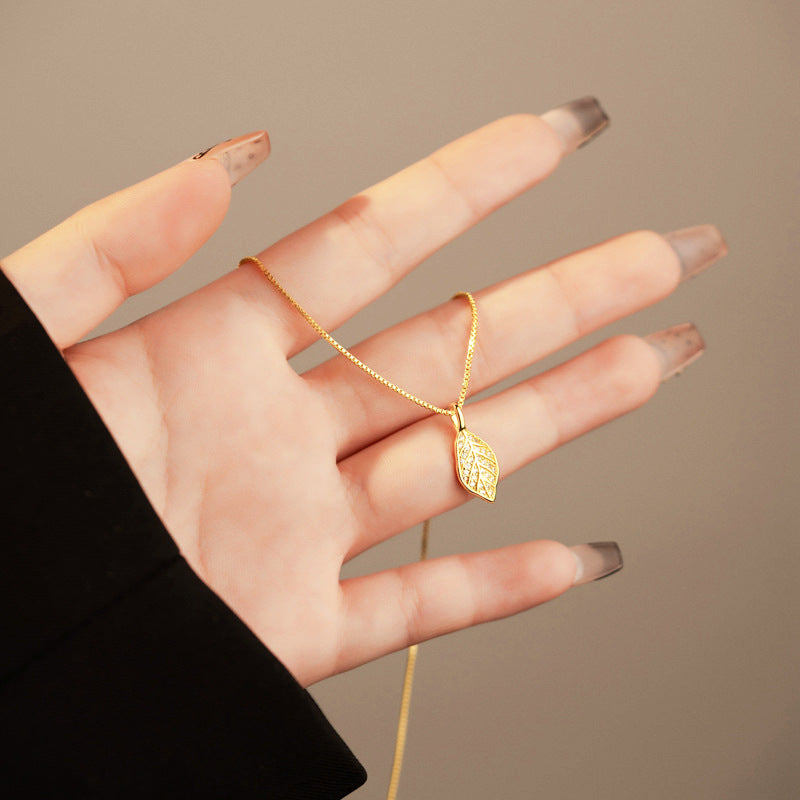 Classic Gold Necklace with Timeless Appeal