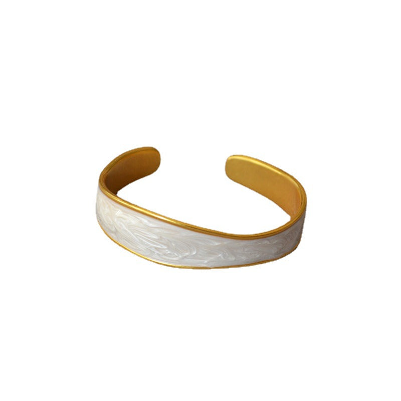 Elegant Gold Bracelet for Every Occasion