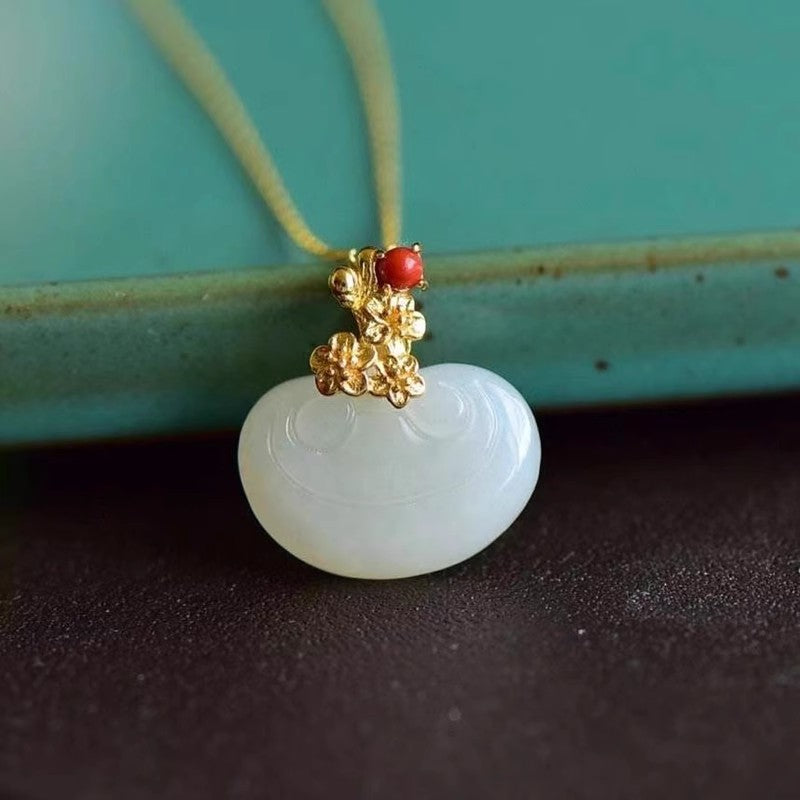Stunning Gold Necklace for Daily Wear