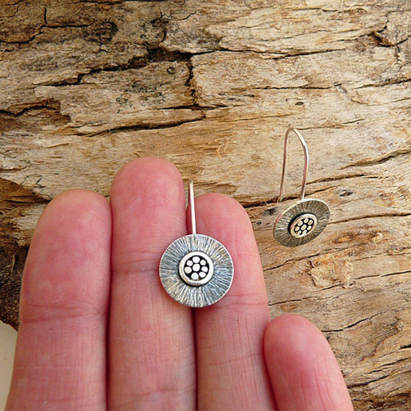 Charming Earring for Any Occasion