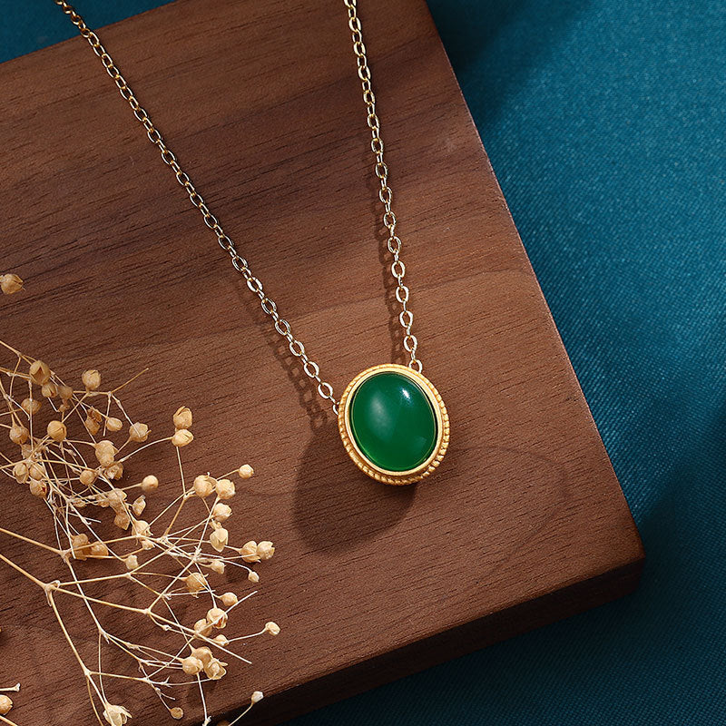 Romantic Gold Necklace for Special Moments