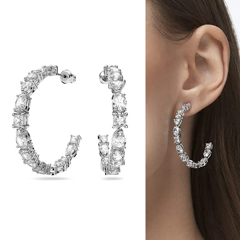 Romantic Earring for Special Moments