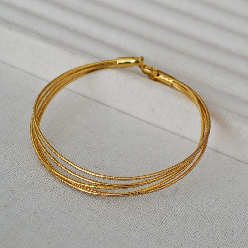 Stunning Gold Bracelet for Daily Wear