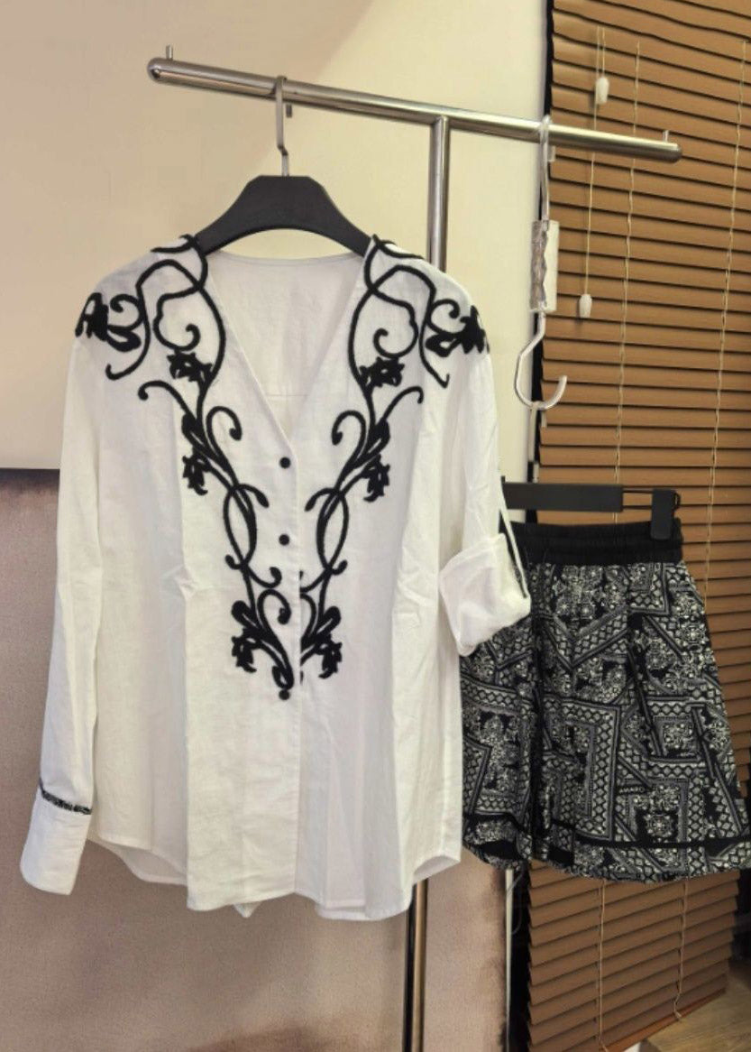 Original Design White V Neck Print Shirt and Shorts Two Pieces Set Spring