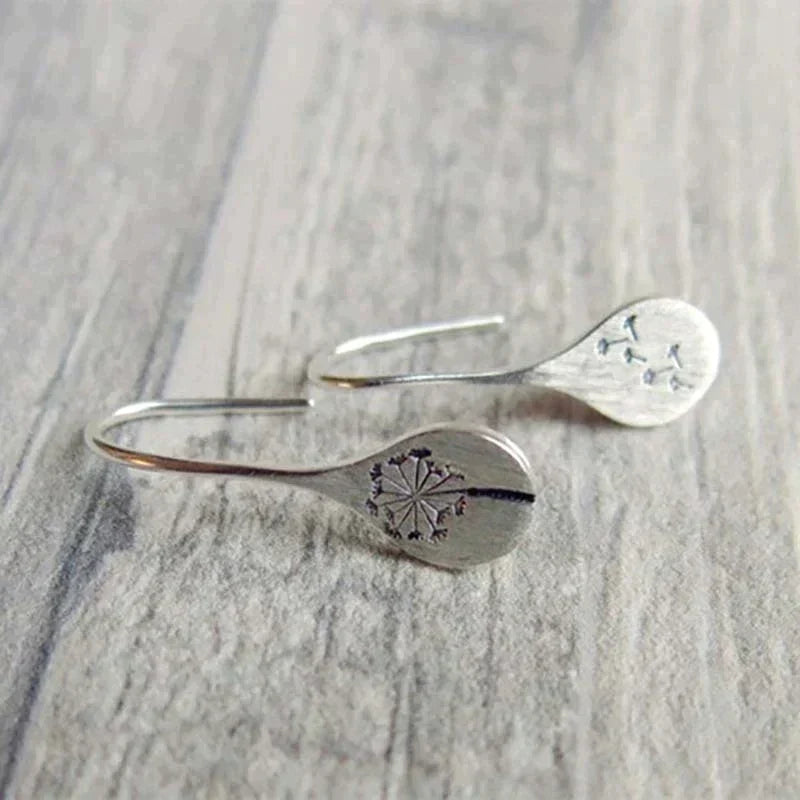 Romantic Silver Earring for Special Moments