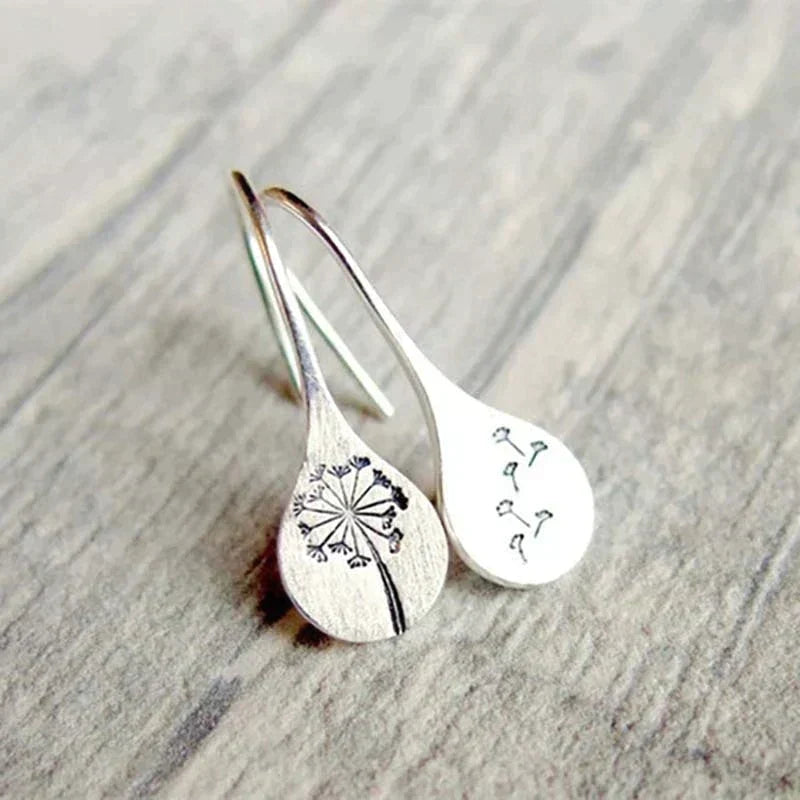 Romantic Silver Earring for Special Moments