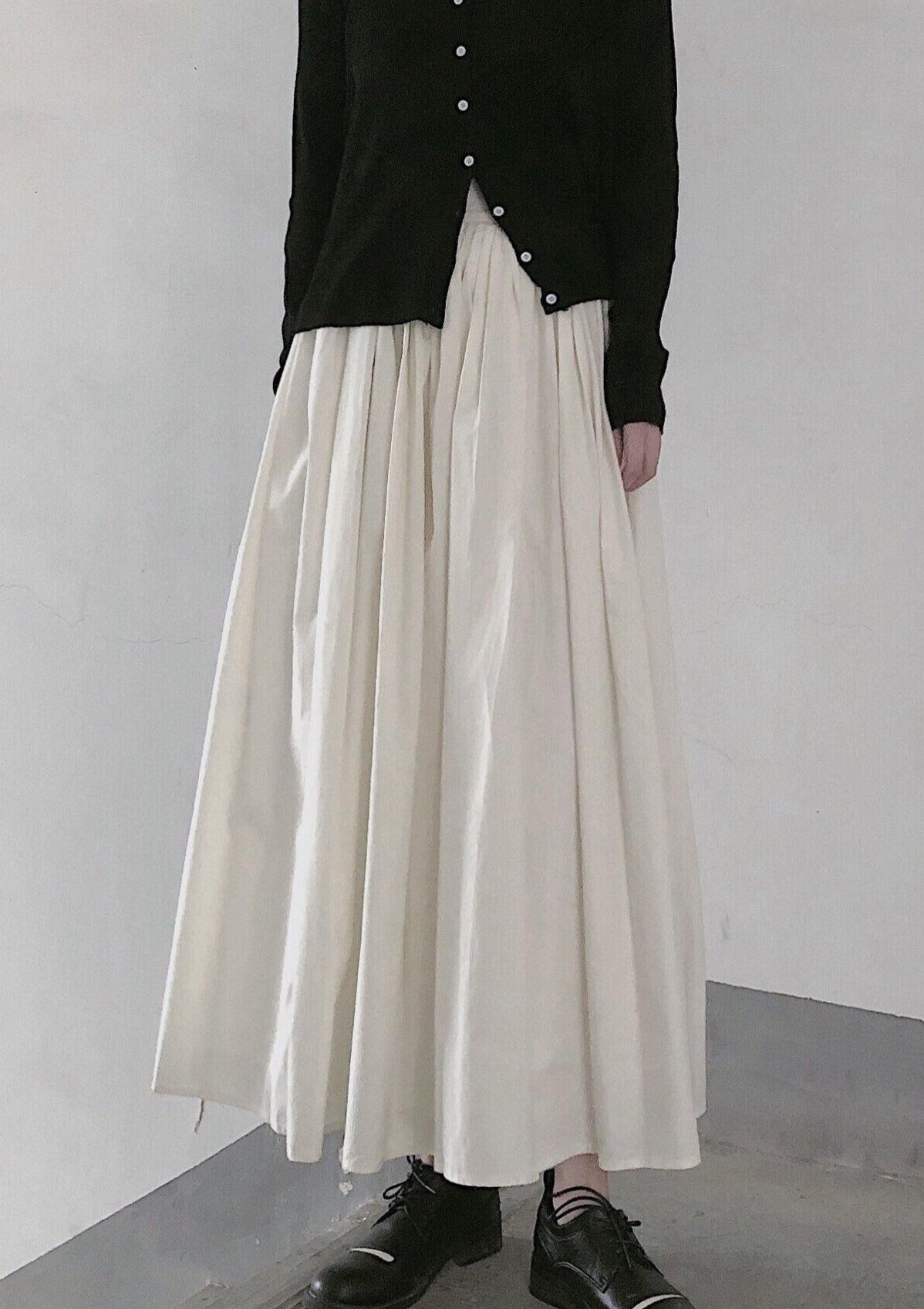 Retro Pleated Skirt White Half Skirt