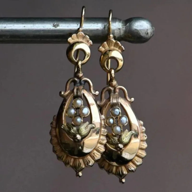 Beautiful Earring with Unique Style