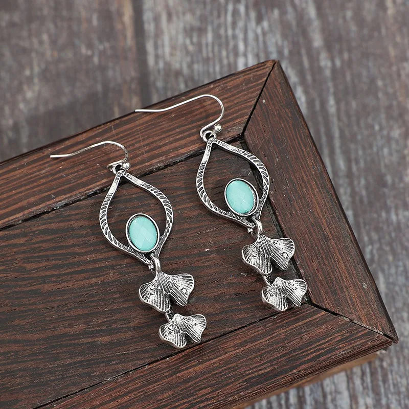 Beautiful Silver Earring with Unique Style