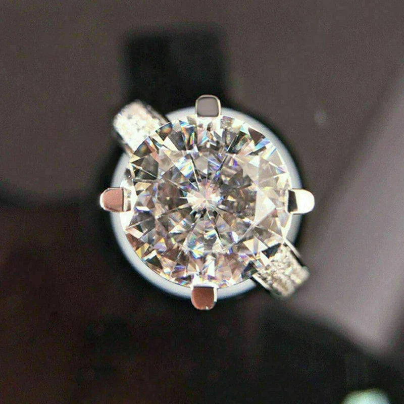 Charming Ring for Any Occasion