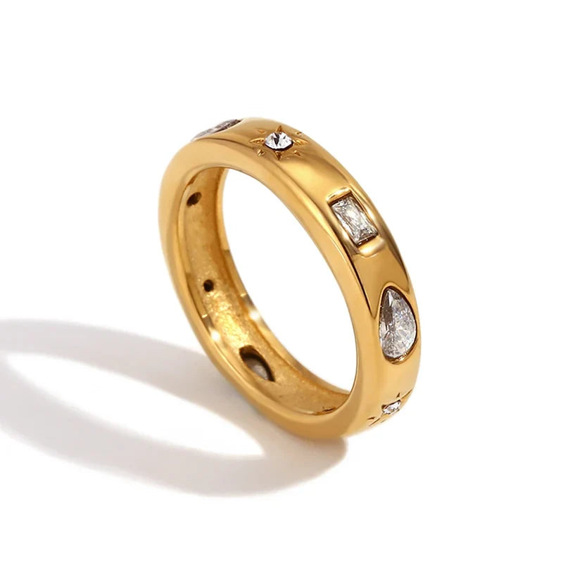 Charming Gold Ring for Any Occasion