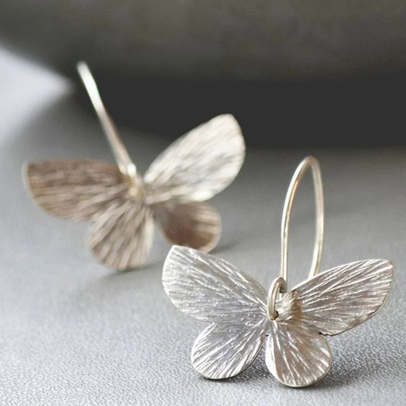 Classic Silver Earring with Timeless Appeal