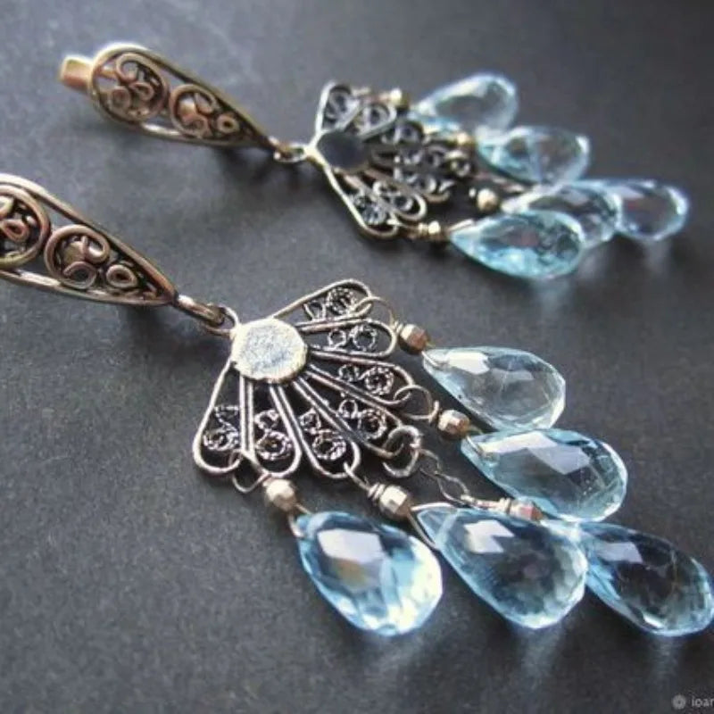Stunning Gold Earring for Daily Wear
