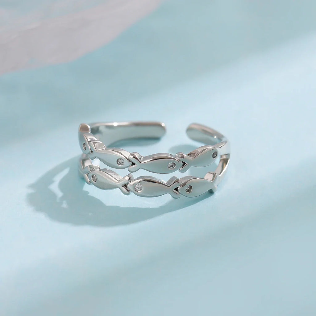 Charming Silver Ring for Any Occasion