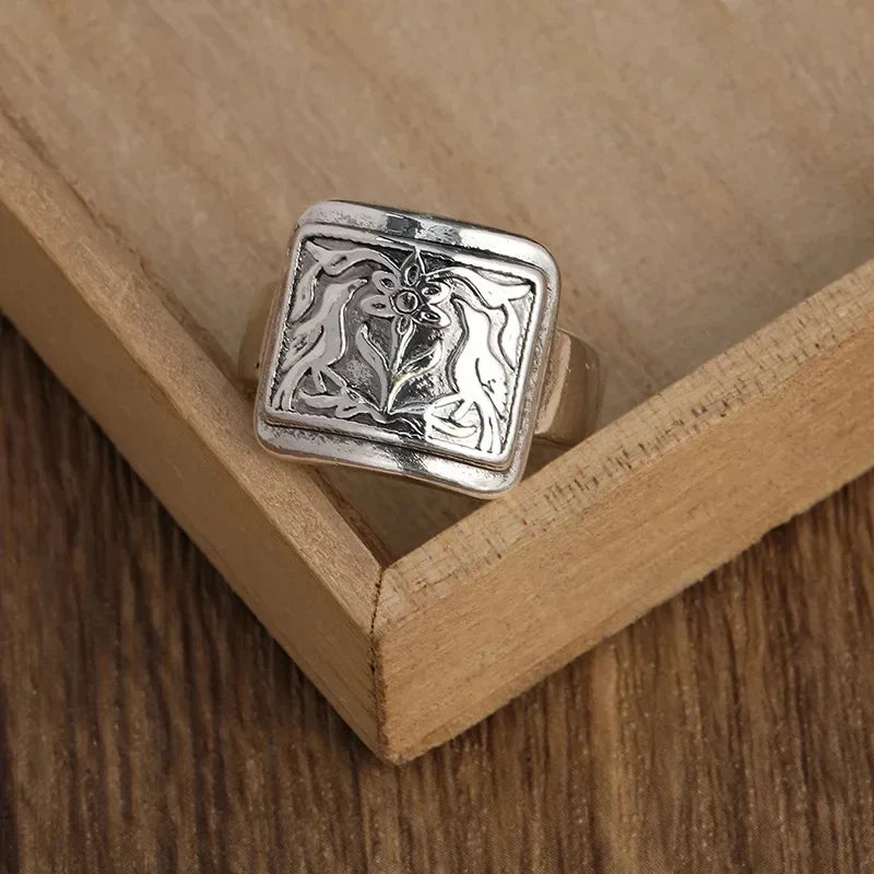 Charming Silver Ring for Any Occasion