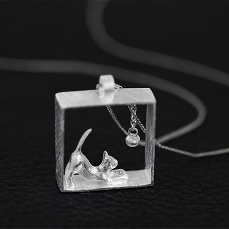 Stunning Silver Necklace for Daily Wear