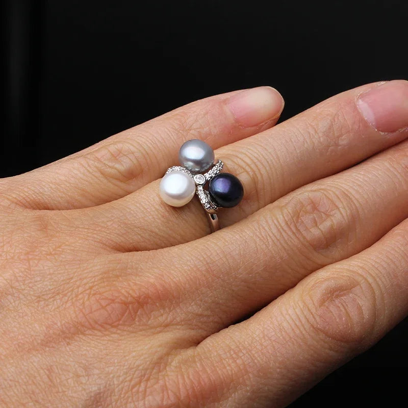 Classic Silver Ring with Timeless Appeal