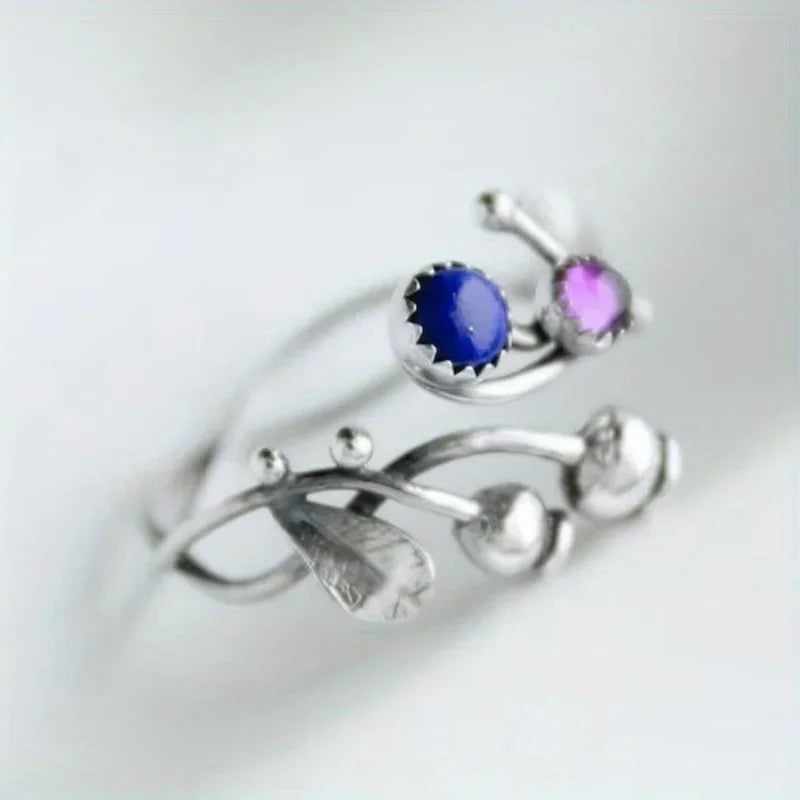 Classic Silver Ring with Timeless Appeal