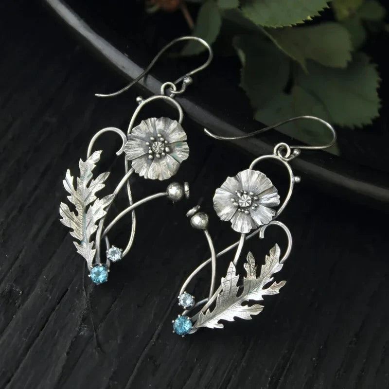 Romantic Silver Earring for Special Moments