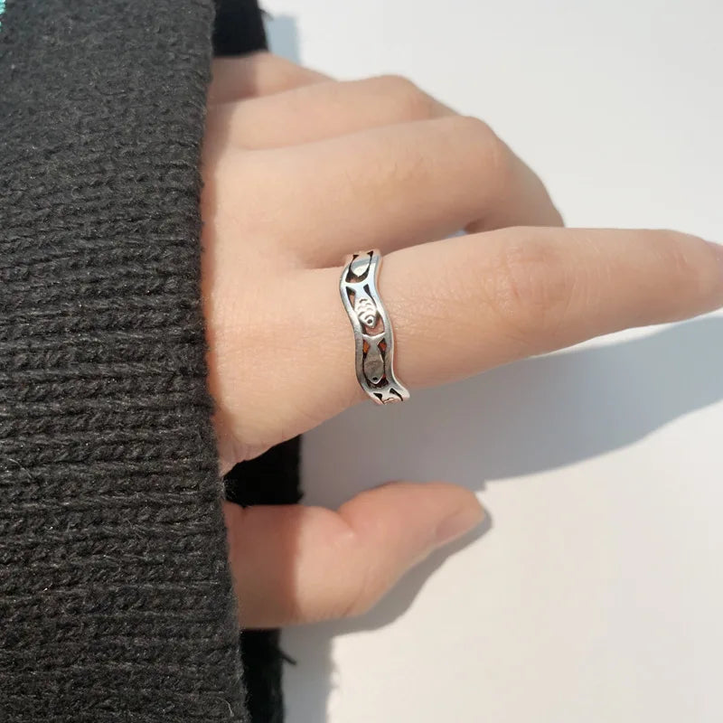 Charming Silver Ring for Any Occasion