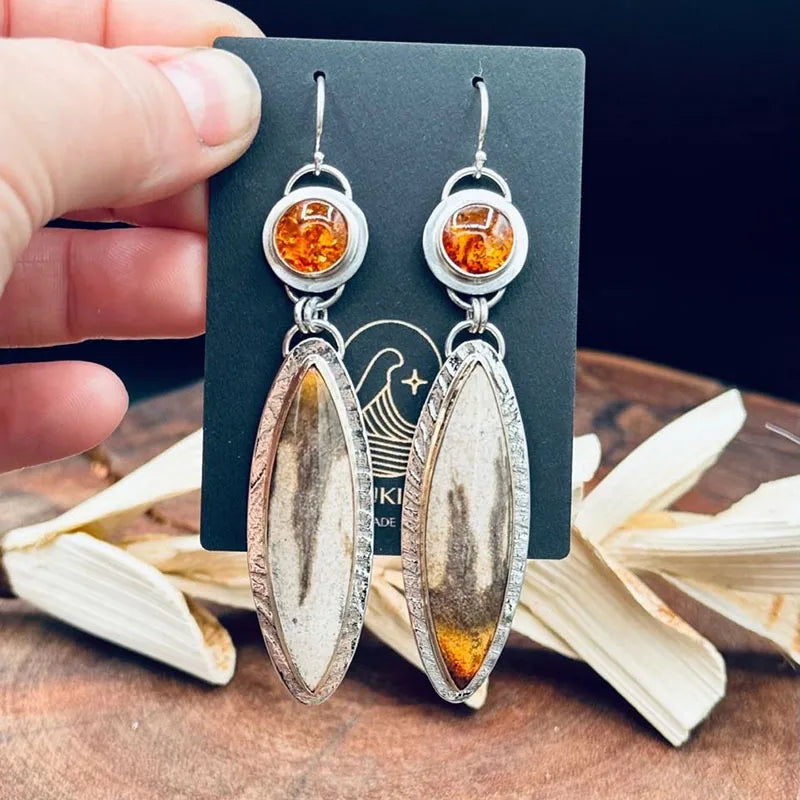 Charming Silver Earring for Any Occasion