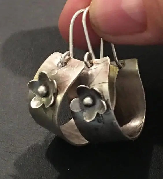 Stunning Silver Earring for Daily Wear