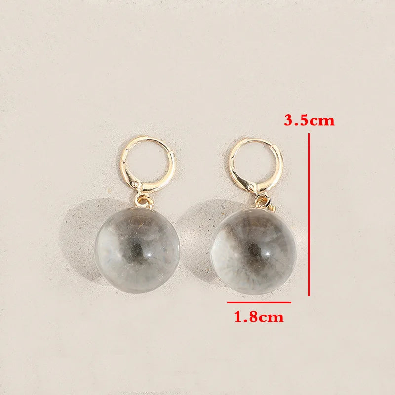 Beautiful Gold Earring with Unique Style