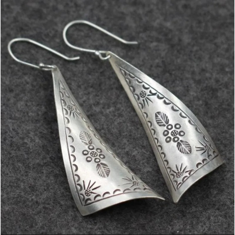 Vintage Handmade Silver Earring