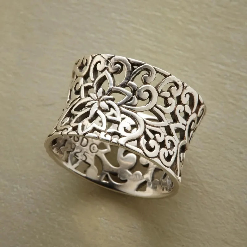 Stunning Ring for Daily Wear