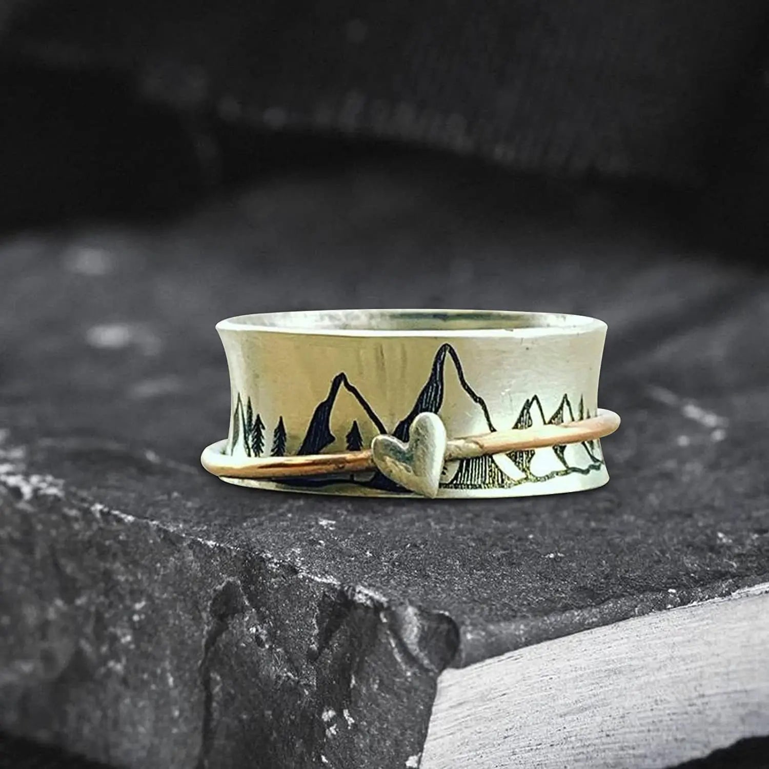 Stunning Ring for Daily Wear
