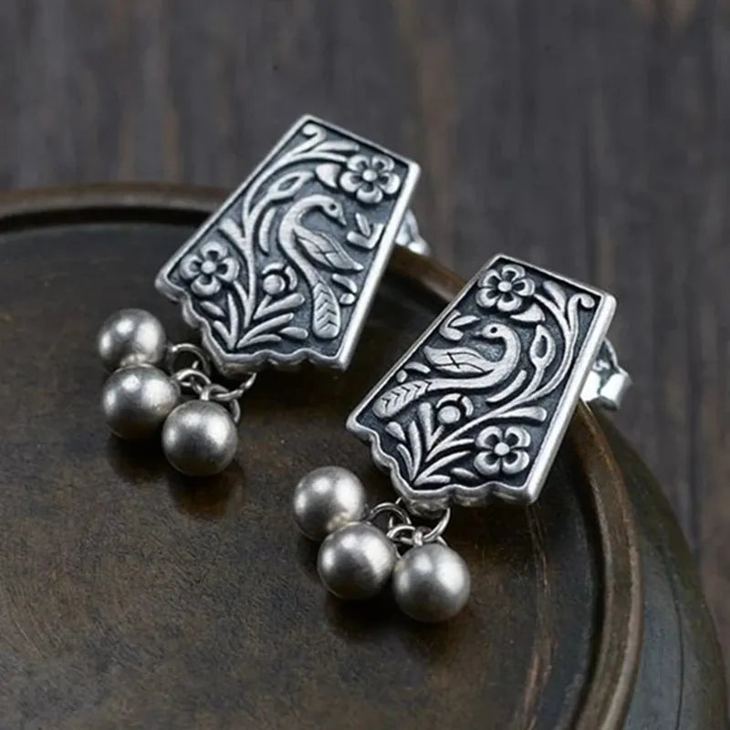 Elegant Silver Earring for Every Occasion