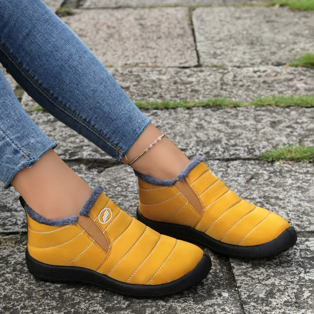 Durable and Supportive Orthopedic Boots