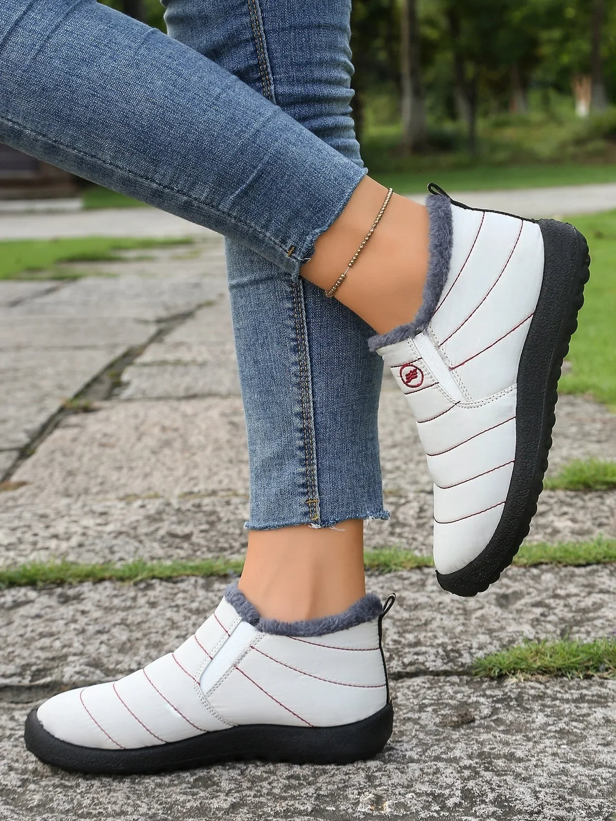 Durable and Supportive Orthopedic Boots