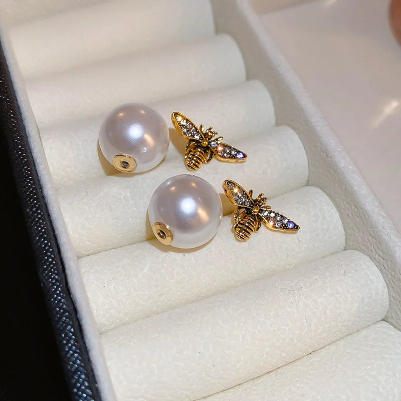 Stunning Gold Earring for Daily Wear