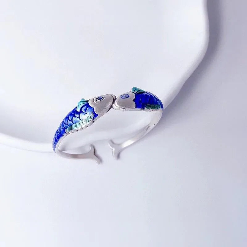 Stunning Silver Bracelet for Daily Wear