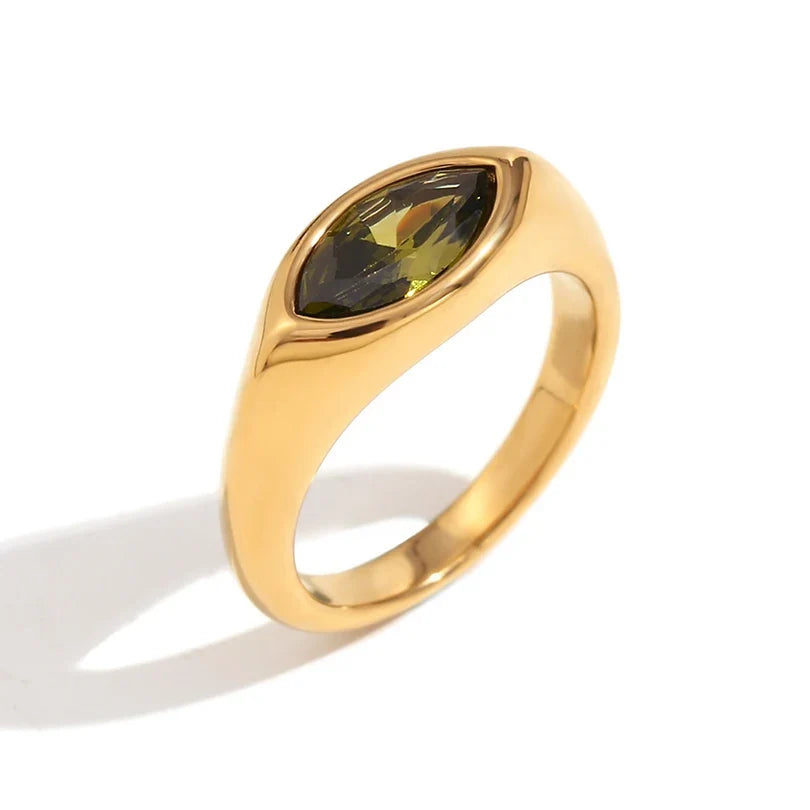 Charming Gold Ring for Any Occasion